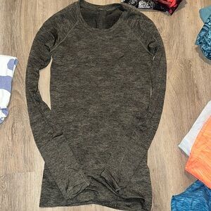 Lululemon swiftly tech